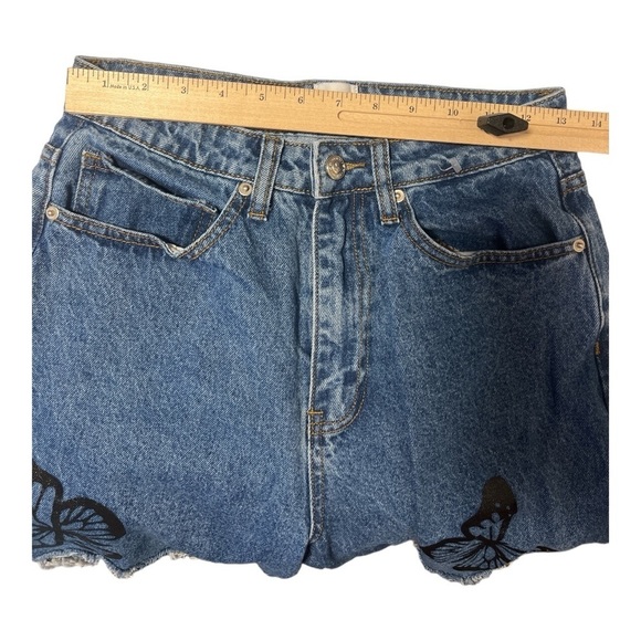 + Princess Polly High Waist Distressed Butterfly Straight Leg Jeans Size 6 PA1 - Picture 5 of 5
